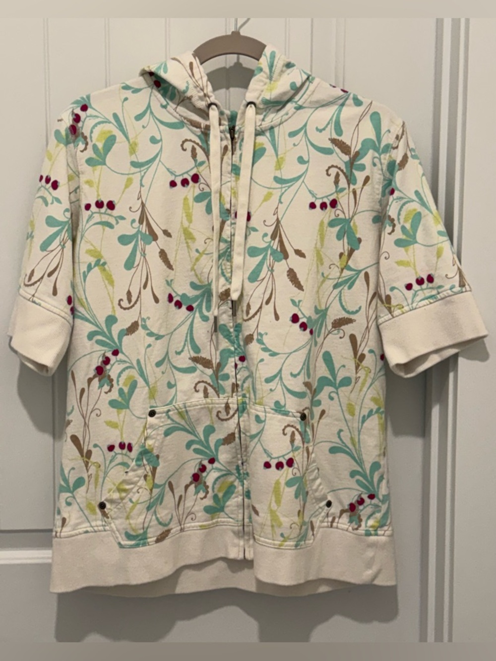 Eddie Bauer XL Women’s Short Sleeved Hoodie